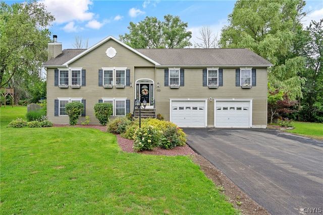 23 Commane Road, Van Buren, NY 13027
