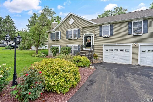23 Commane Road, Van Buren, NY 13027