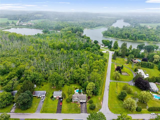 23 Commane Road, Van Buren, NY 13027
