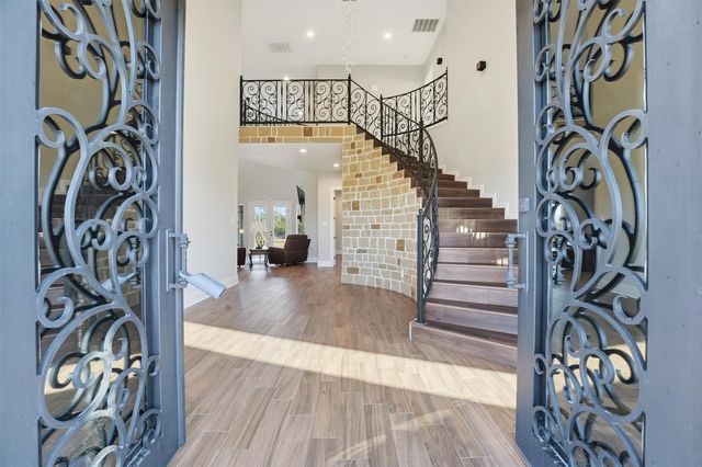 15410 Rosemary Lane, Crosby, TX 77532