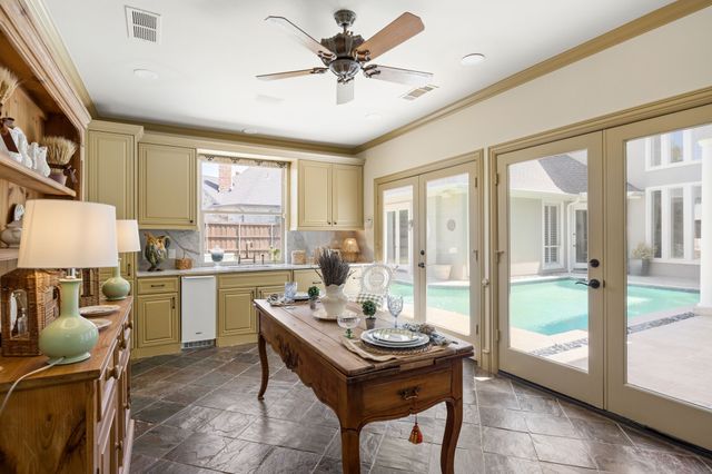 5835 Waggoner Drive, Dallas, TX 75230