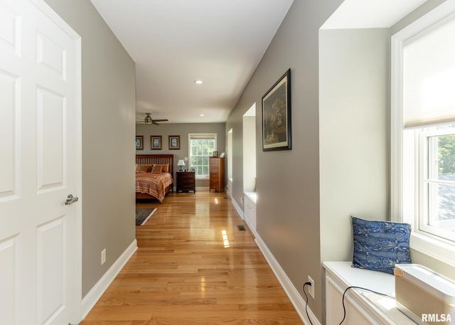 4510 5TH Avenue, Moline, IL 61265