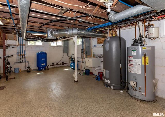 4510 5TH Avenue, Moline, IL 61265