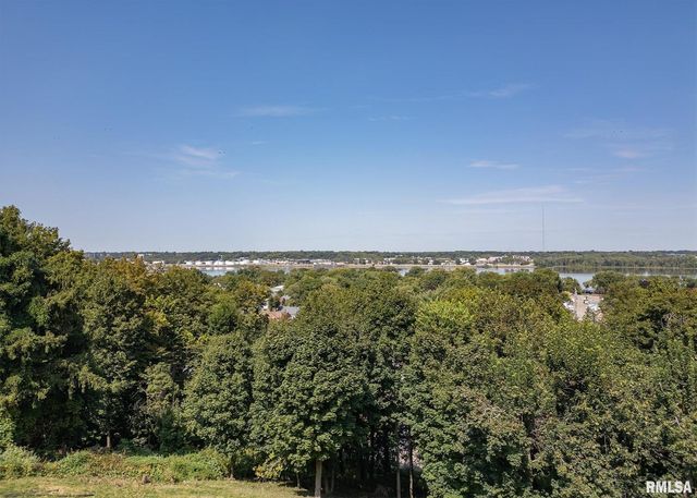 4510 5TH Avenue, Moline, IL 61265