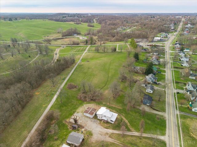 940 N High Street, Hillsboro, OH 45133