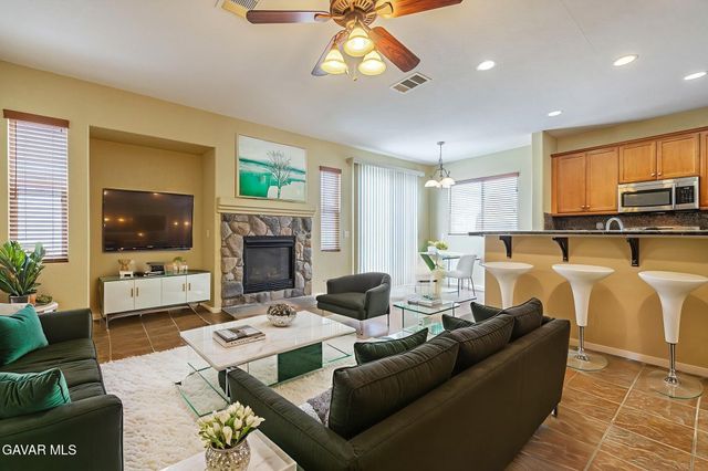 3237 Summer Breeze Avenue, Rosamond, CA 93560