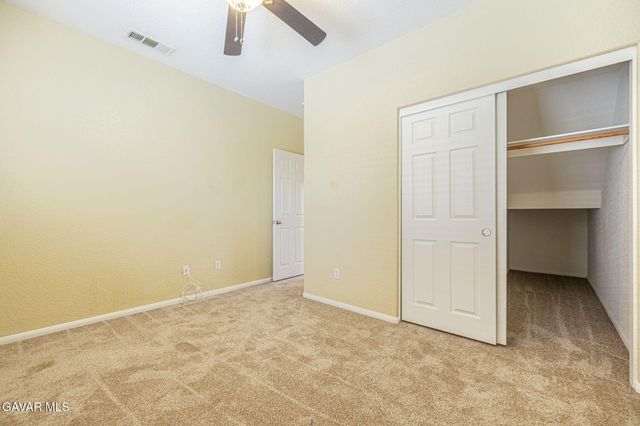 3237 Summer Breeze Avenue, Rosamond, CA 93560