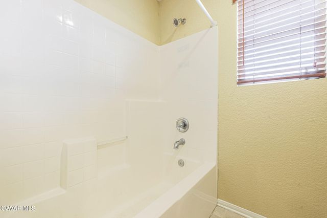 3237 Summer Breeze Avenue, Rosamond, CA 93560