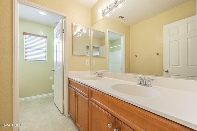 3237 Summer Breeze Avenue, Rosamond, CA 93560