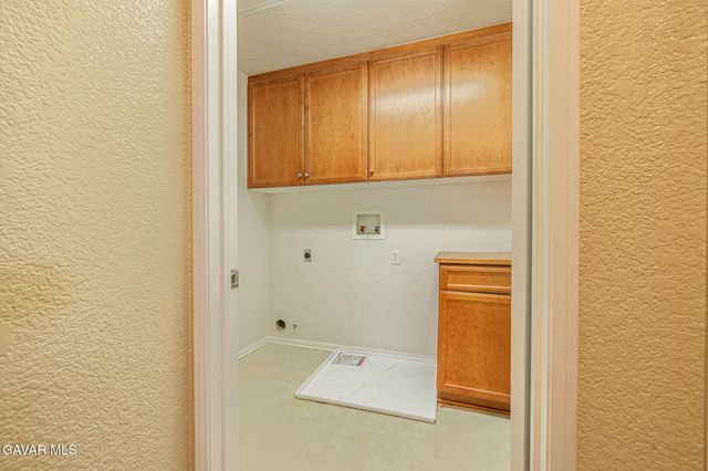 3237 Summer Breeze Avenue, Rosamond, CA 93560