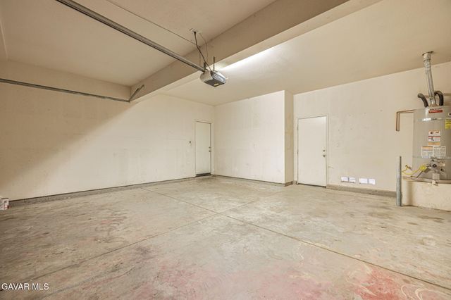 3237 Summer Breeze Avenue, Rosamond, CA 93560