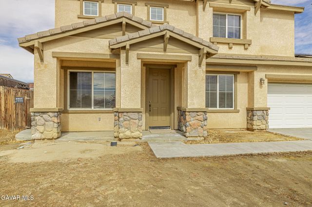 3237 Summer Breeze Avenue, Rosamond, CA 93560