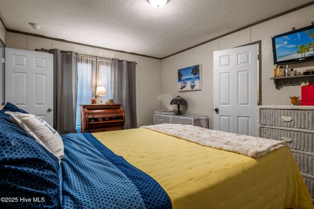 2097 Seashore Hills Road SW, Supply, NC 28462