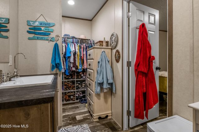 2097 Seashore Hills Road SW, Supply, NC 28462