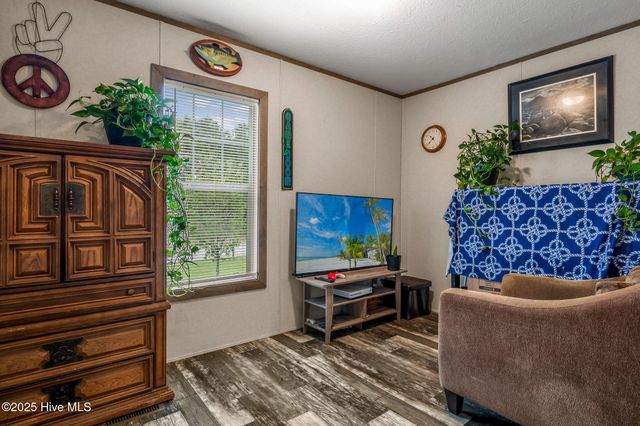 2097 Seashore Hills Road SW, Supply, NC 28462