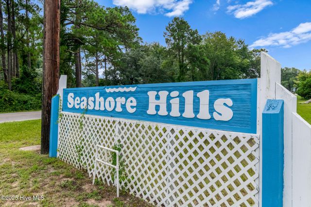 2097 Seashore Hills Road SW, Supply, NC 28462