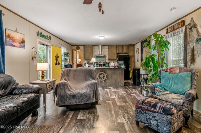 2097 Seashore Hills Road SW, Supply, NC 28462