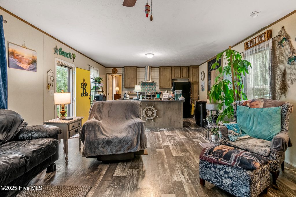 2097 Seashore Hills Road SW, Supply, NC 28462