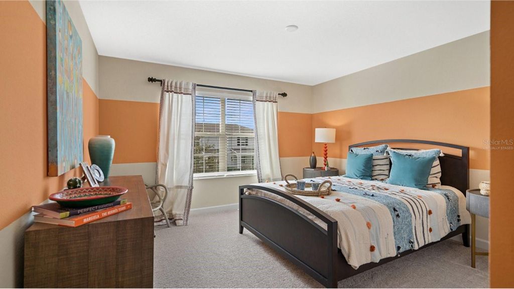 Image 15 of property listing at 2168 RIDER RAIN LANE, Apopka, FL 32703