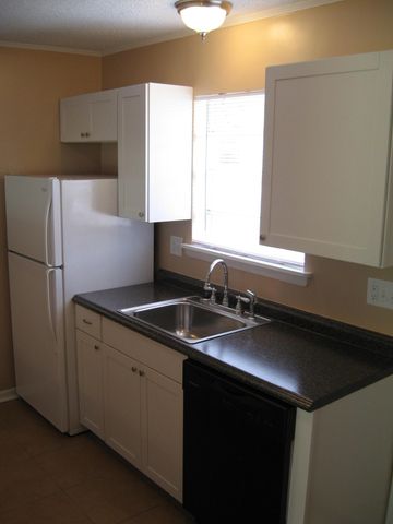 545 Hickory Avenue C, Niceville, FL 32578