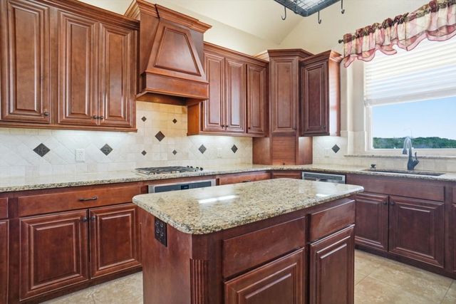 168 Valley View, Glen Rose, TX 76043