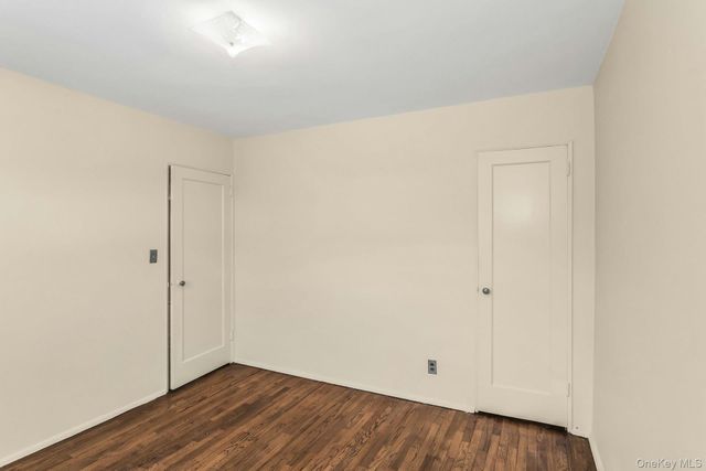 21-47 Utopia Parkway 2, Whitestone, NY 11357