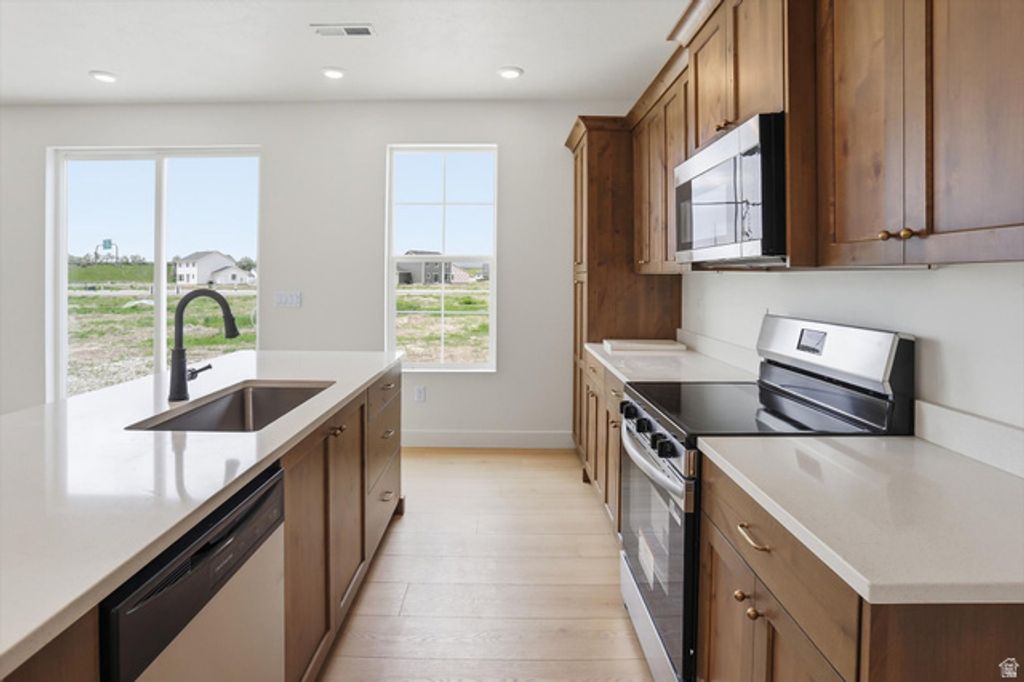 Image 15 of property listing at 1380 S 110 W, Tremonton, UT 84337