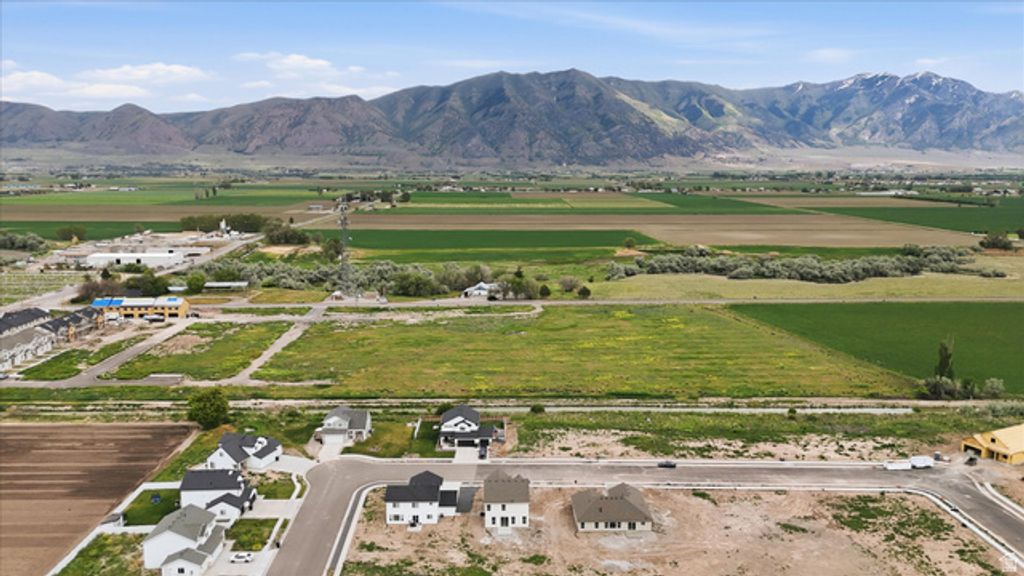 Image 41 of property listing at 1380 S 110 W, Tremonton, UT 84337
