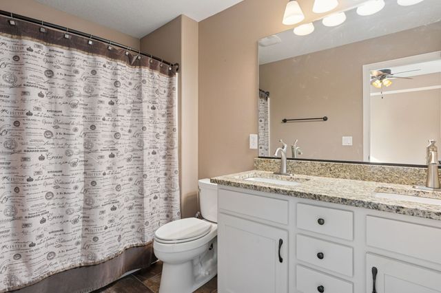 1301 Caitlin Court SE, Bondurant, IA 50035