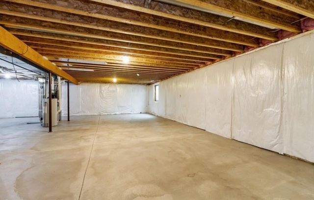 1301 Caitlin Court SE, Bondurant, IA 50035