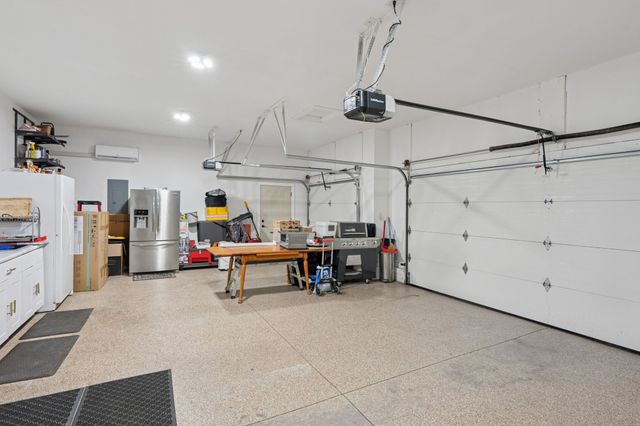 1301 Caitlin Court SE, Bondurant, IA 50035