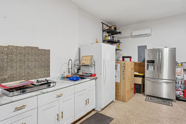 1301 Caitlin Court SE, Bondurant, IA 50035