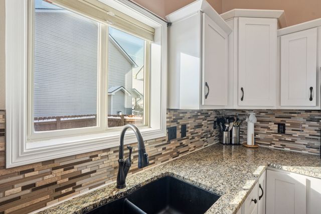 1301 Caitlin Court SE, Bondurant, IA 50035