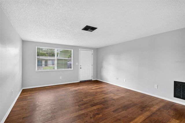 8905 TROPICAL PALM WAY, Port Richey, FL 34668
