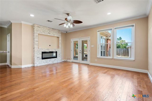 108 Colt Loop, Kyle, TX 78640