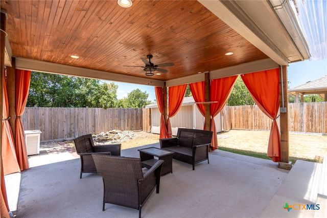 108 Colt Loop, Kyle, TX 78640