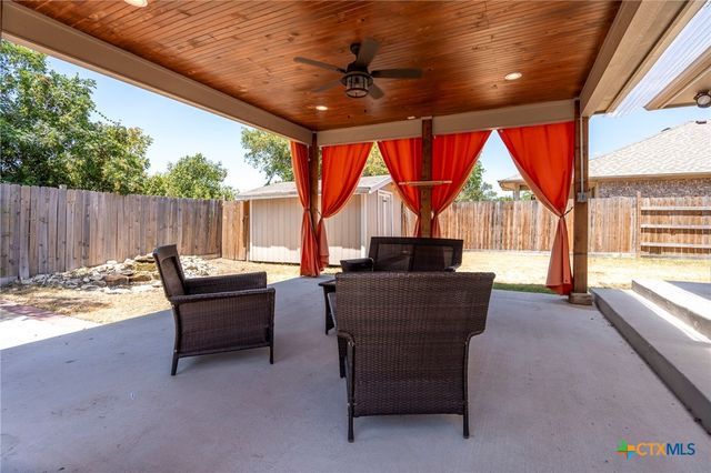108 Colt Loop, Kyle, TX 78640