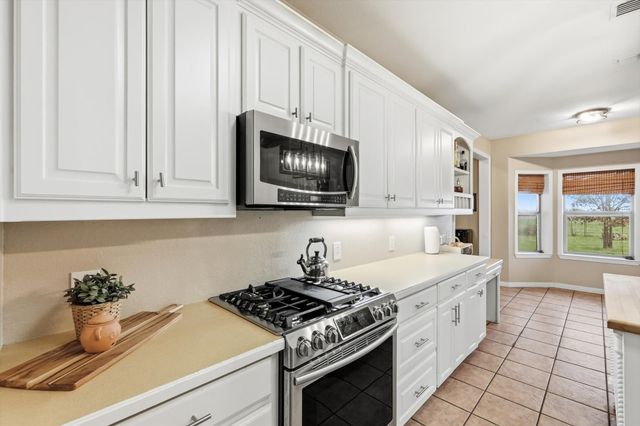 492 Thomas J Egan Road, Denton, TX 76207