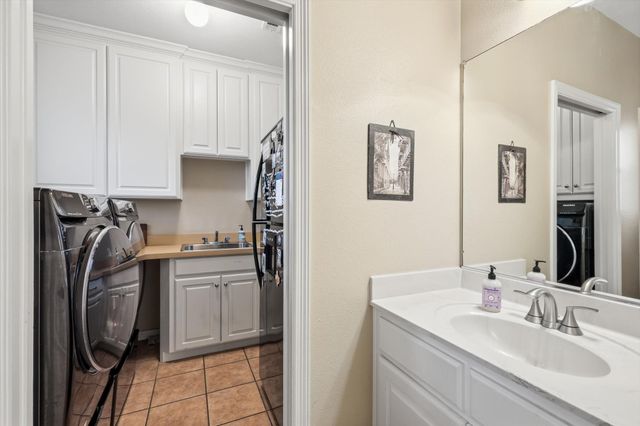 492 Thomas J Egan Road, Denton, TX 76207