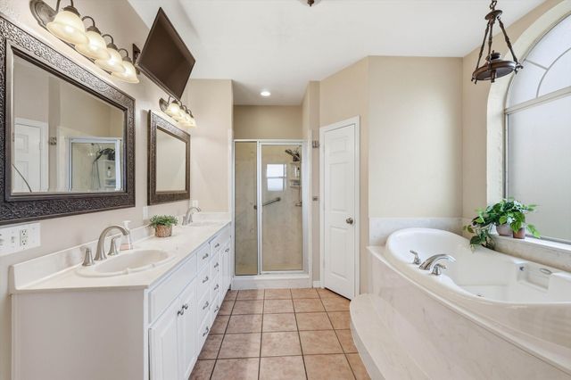 492 Thomas J Egan Road, Denton, TX 76207