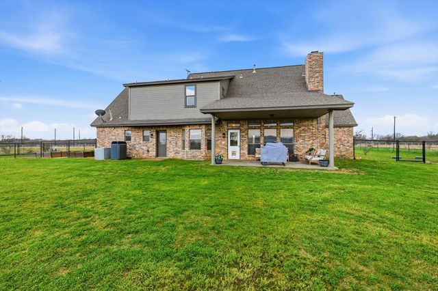 492 Thomas J Egan Road, Denton, TX 76207