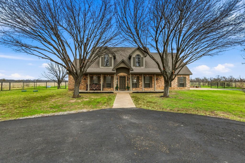 492 Thomas J Egan Road, Denton, TX 76207