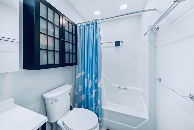 129 Lake Carol Drive 129, West Palm Beach, FL 33411