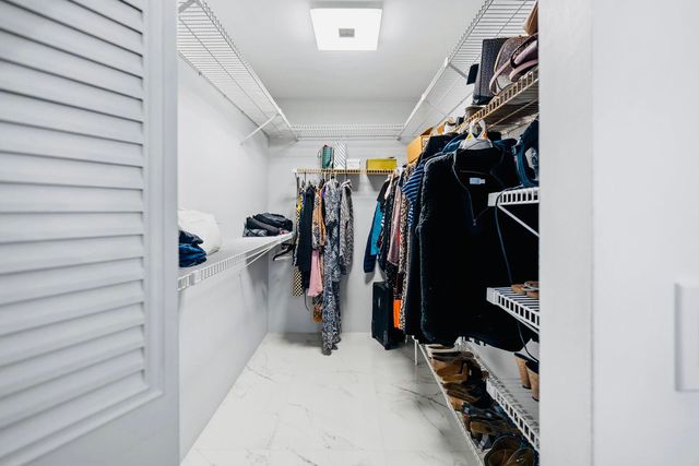 129 Lake Carol Drive 129, West Palm Beach, FL 33411