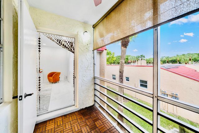 129 Lake Carol Drive 129, West Palm Beach, FL 33411