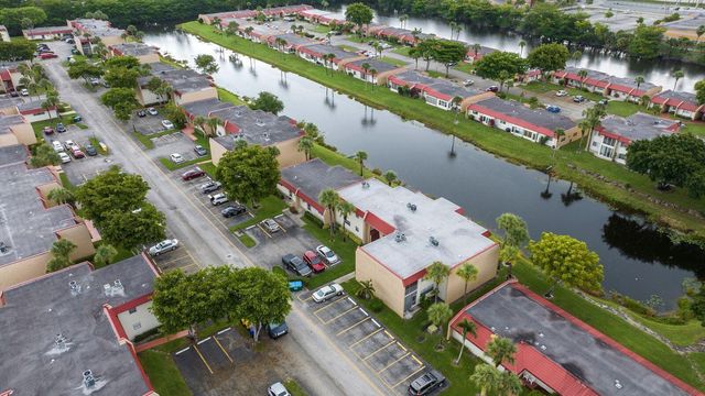 129 Lake Carol Drive 129, West Palm Beach, FL 33411