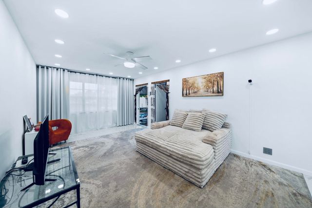 129 Lake Carol Drive 129, West Palm Beach, FL 33411