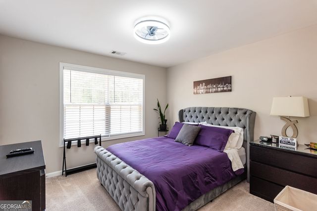7601 The Lakes Drive, Fairburn, GA 30213