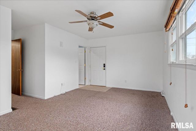 2621 S 4TH Street, Springfield, IL 62703