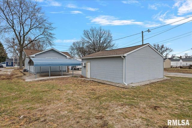 2621 S 4TH Street, Springfield, IL 62703